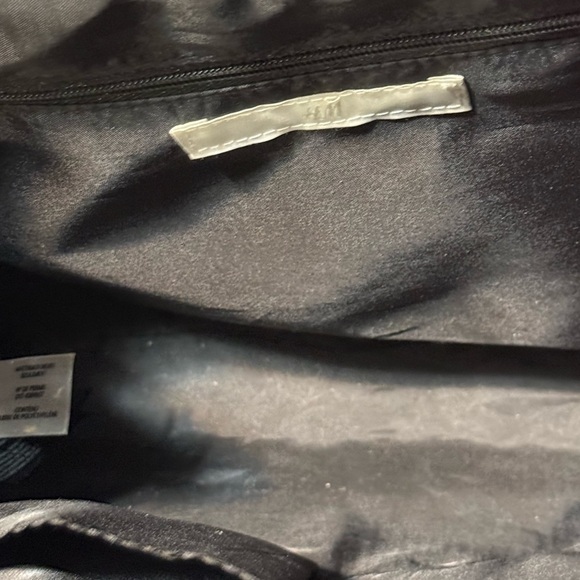 Chic Green Satchel with Structured Design and Dual Handles - Picture 7 of 9